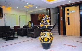 Hotel Padmini Residency