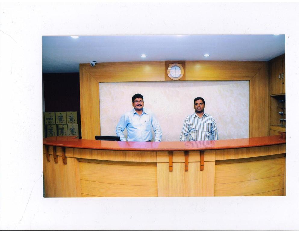 Hotel Padmini Residency Hyderabad Exterior photo